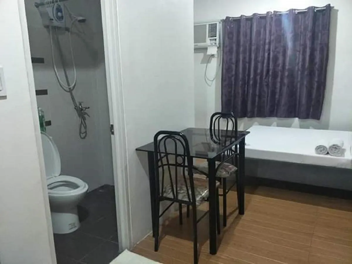 Hostel Sarah Manila 2*,