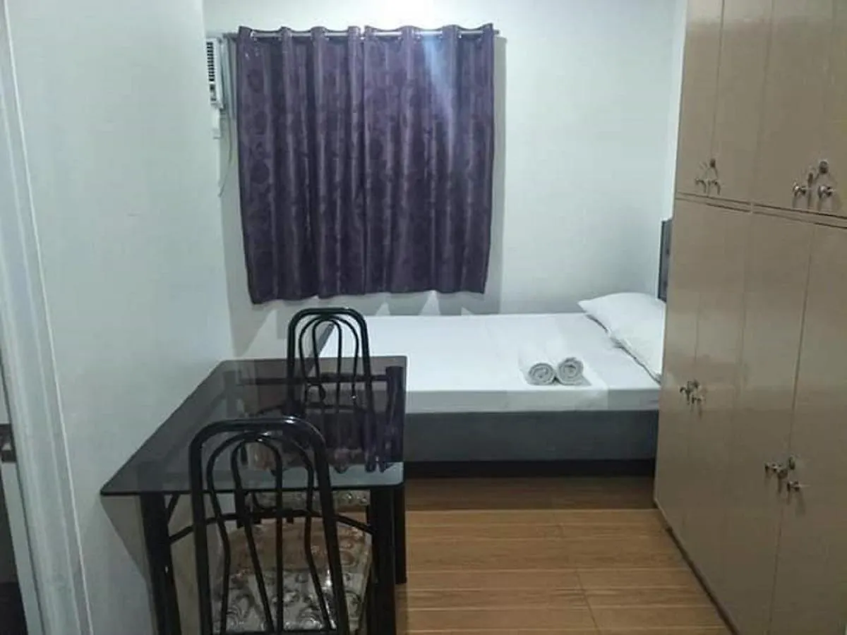 Hostel Sarah Manila Bed & Breakfast