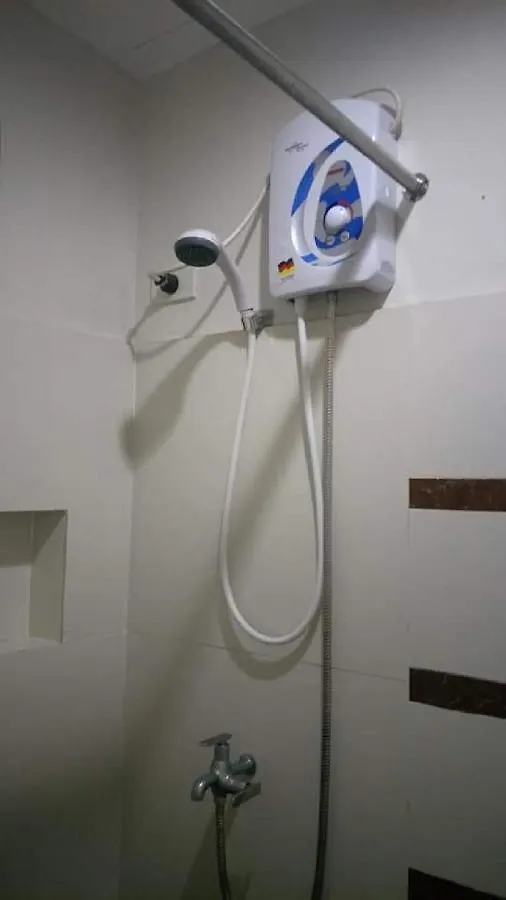 Hostel Sarah Manila Bed & Breakfast